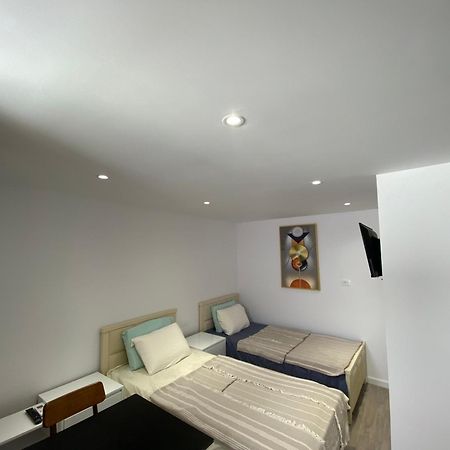 Tirana Center Apartaments Bagian luar foto