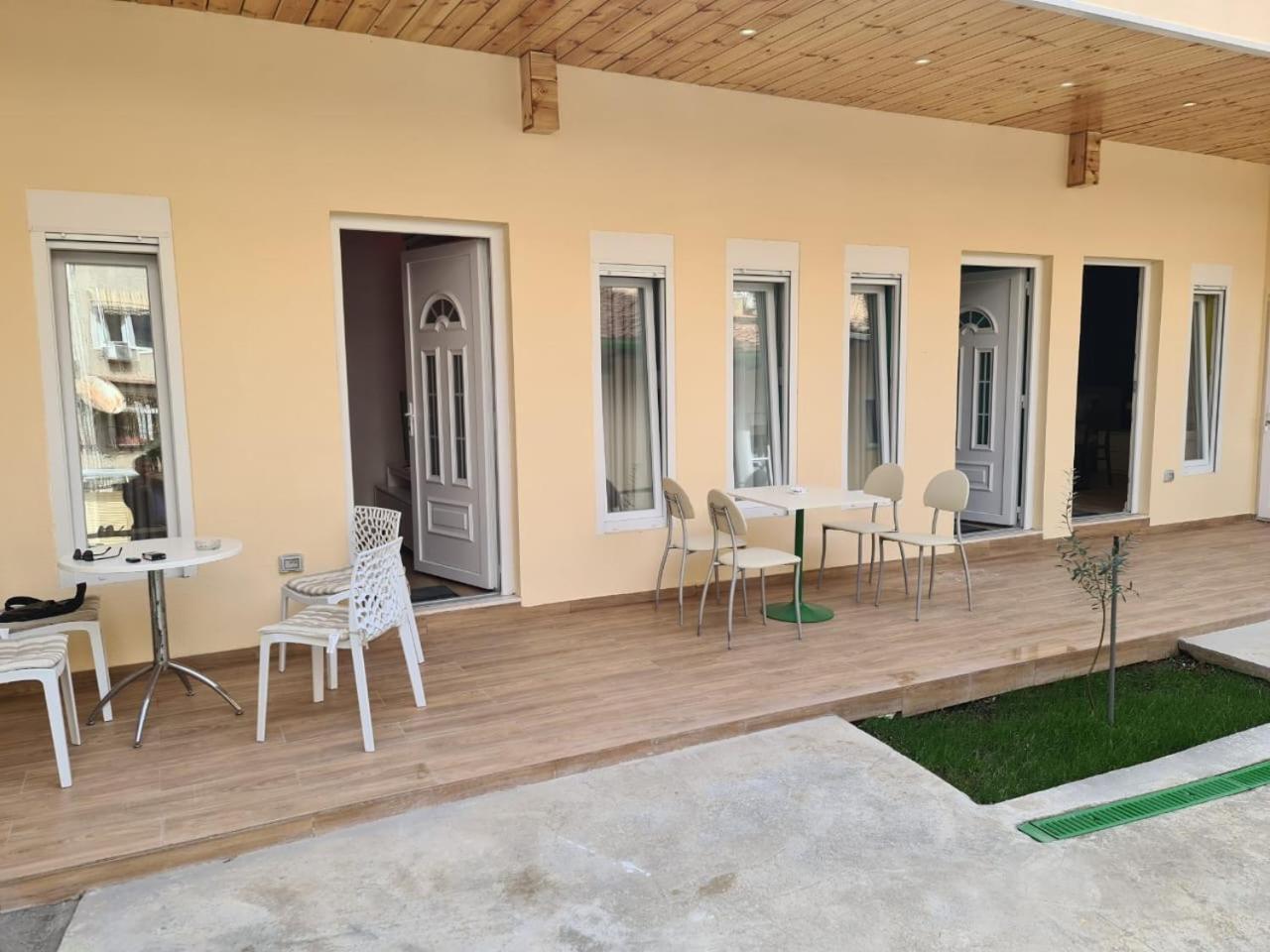 Tirana Center Apartaments Bagian luar foto