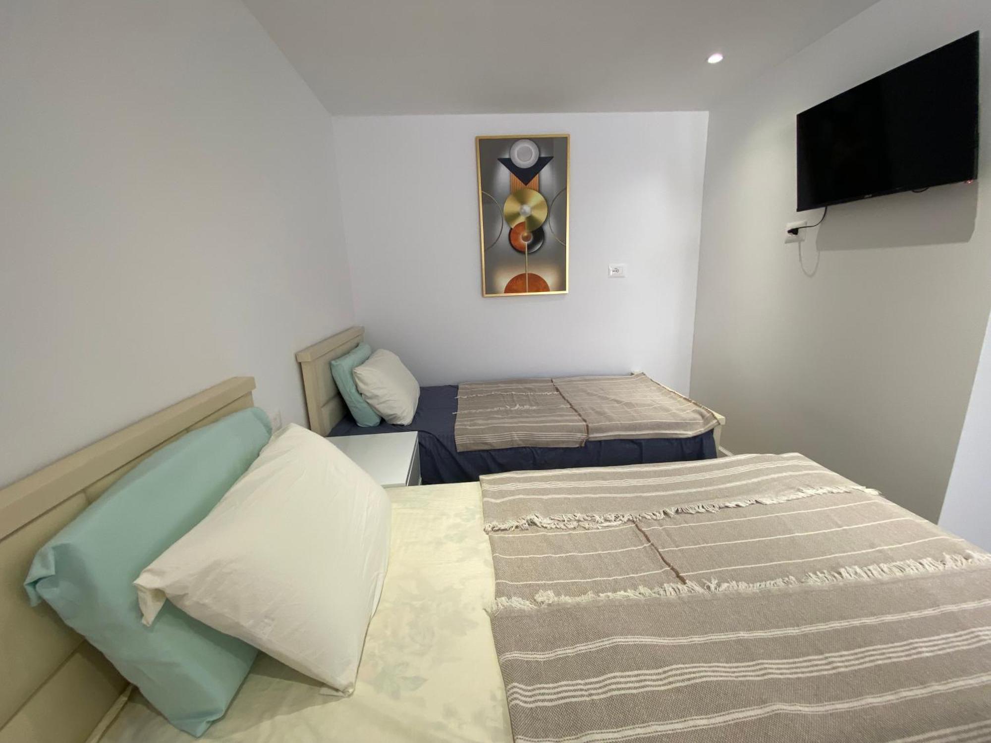 Tirana Center Apartaments Bagian luar foto