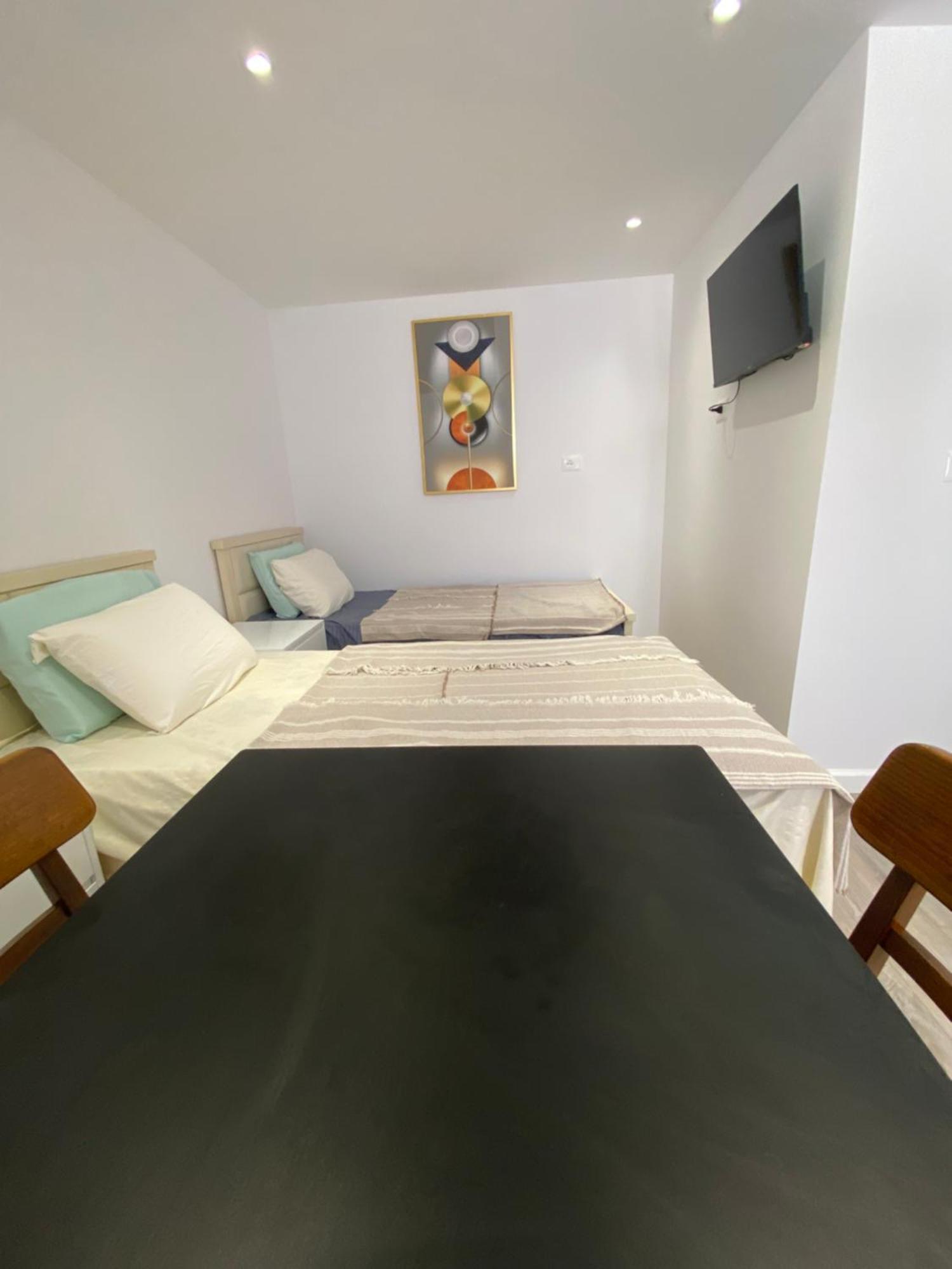 Tirana Center Apartaments Bagian luar foto